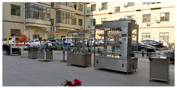 全套大型料酒液體灌裝機(jī)