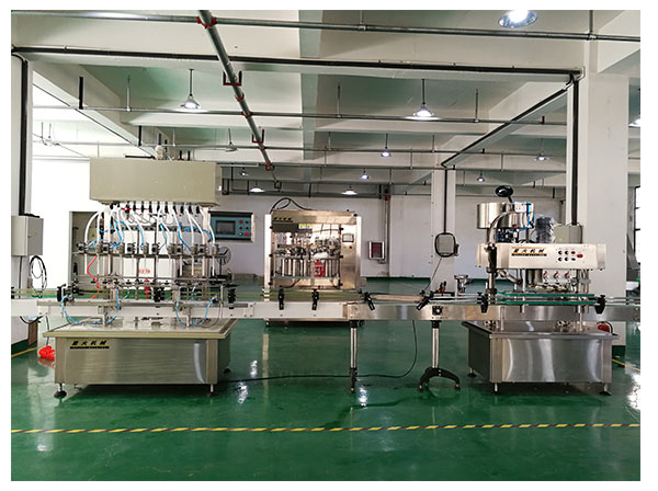 全自動液體灌裝機械設備